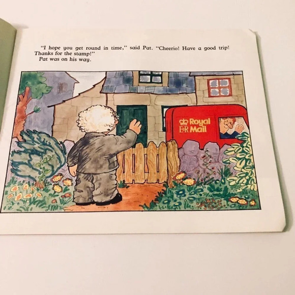 1980s Postman Pat BooksTakes a Message and Goes Sledging - Picture 16 of 16